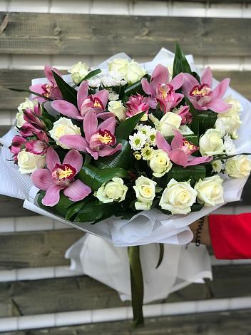 Букет цветов из: Розы и Хризантемы в Новом Торъяле
