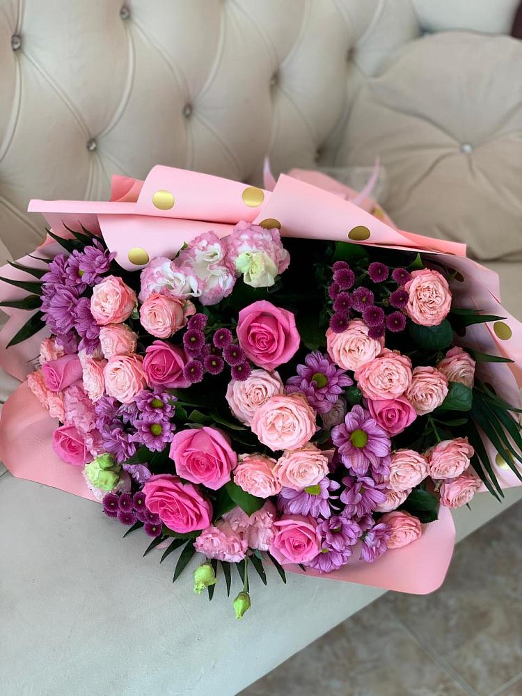 Букет цветов из: Хризантемы, Розы и Лизиантусы в Новом Торъяле