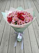 Букет цветов из:  Альстромерии в Новом Торъяле