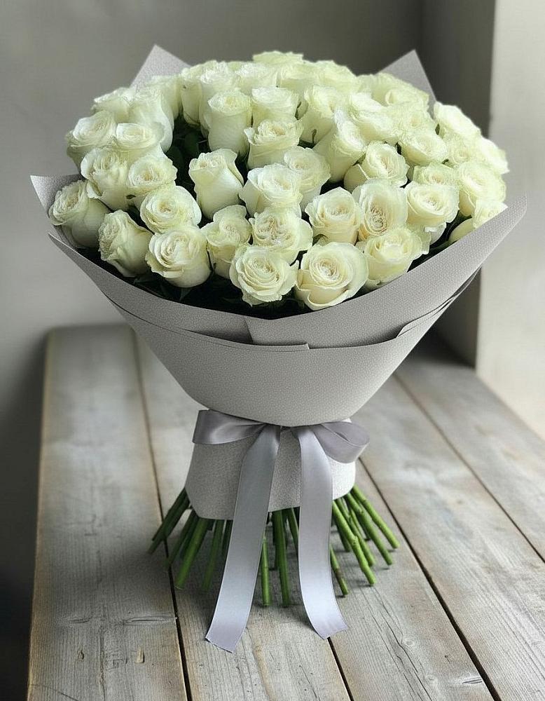 Букет 35 Белых роз в Новом Торъяле