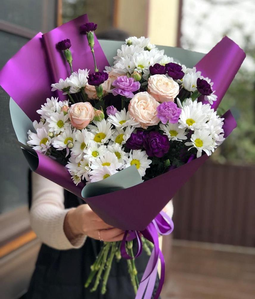 Букет цветов из: Хризантемы, Гвоздики и Розы в Новом Торъяле