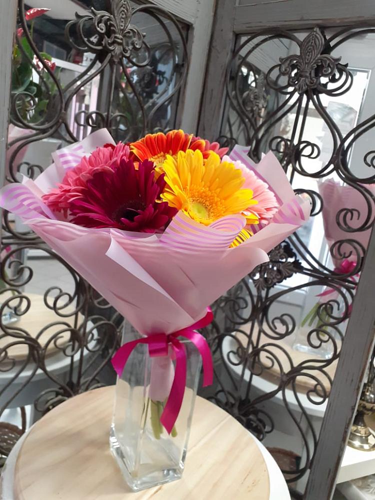 Букет цветов из: Герберы в Новом Торъяле