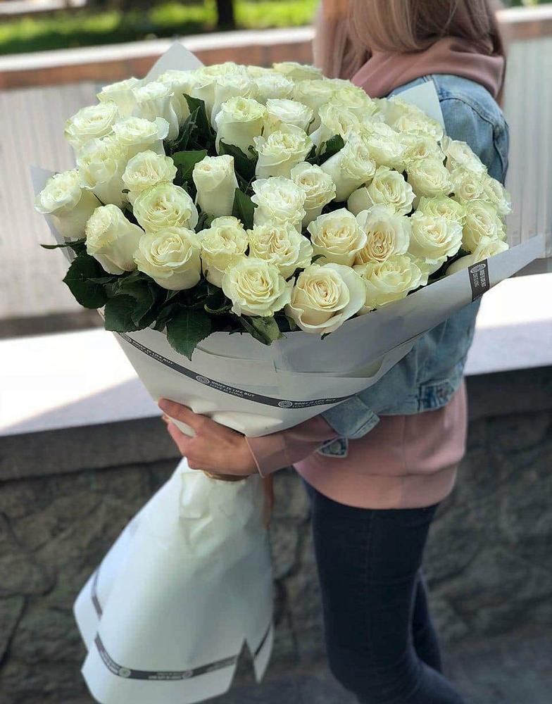 35 Белых роз в Новом Торъяле Букет 35 Белых роз в Новом Торъяле