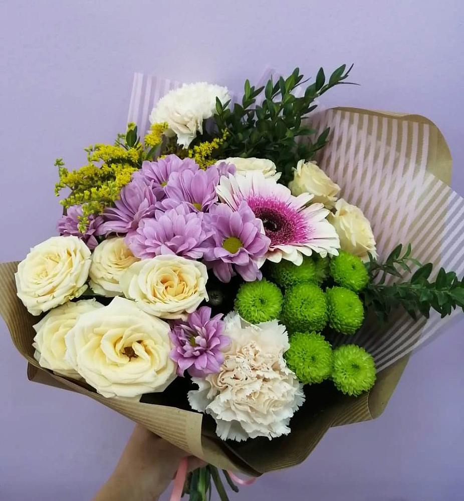 Букет цветов из: Хризантемы, Розы, Гвоздики и Герберы в Новом Торъяле