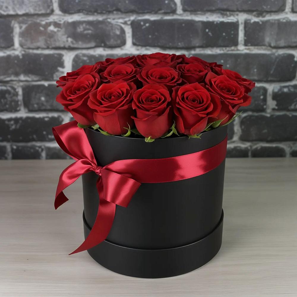 Цветочная композиция из Розы в шляпной коробке в Новом Торъяле