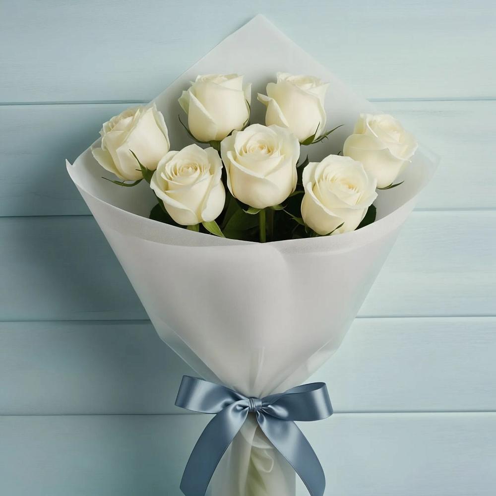 Букет 7 Белых роз Эдлесс Лав в Новом Торъяле